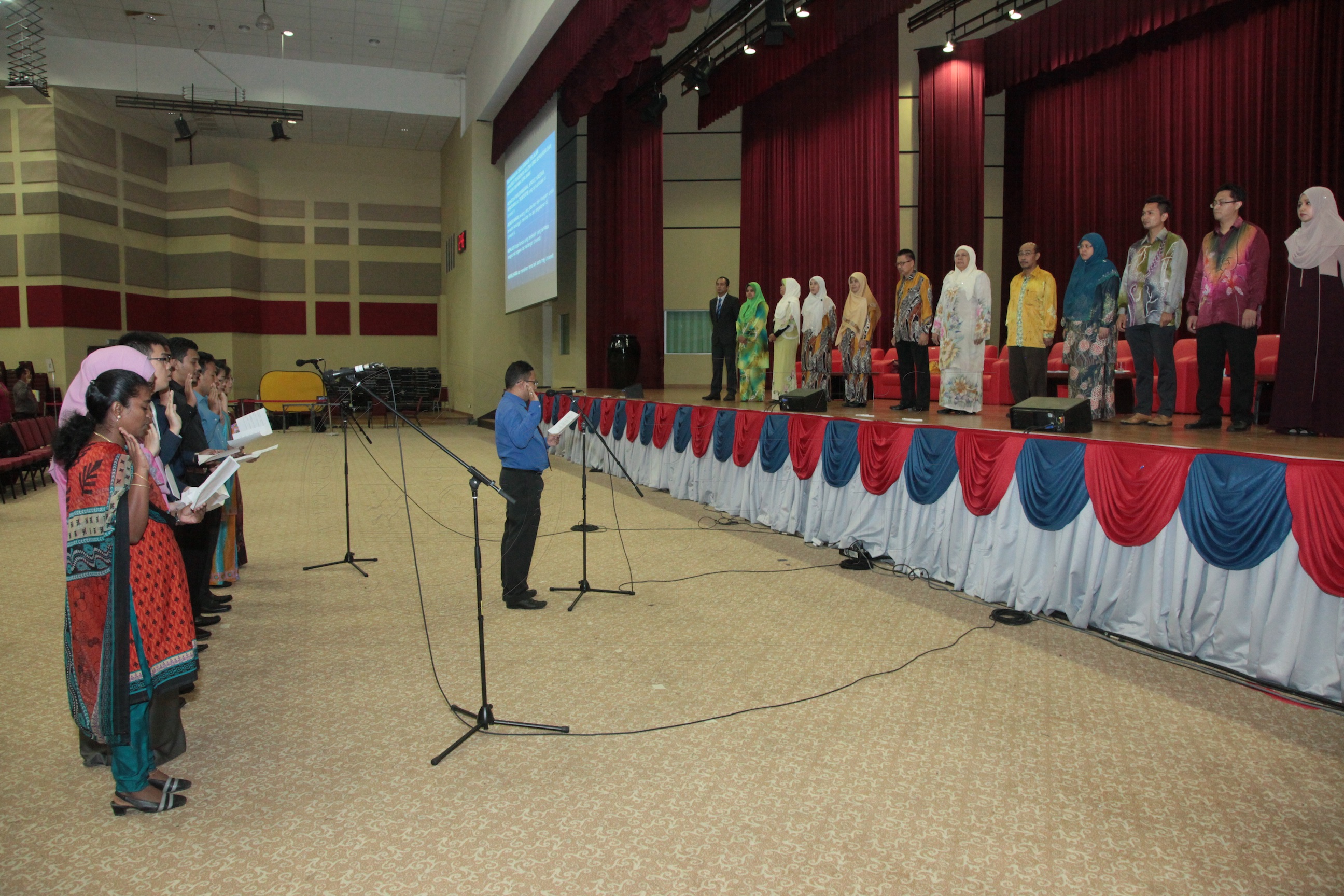 PRO16 16 siswazah IMG 0224